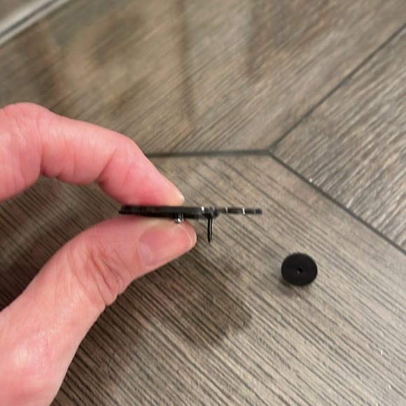 HOGEYE Santa Clause Pin with Wiggling Legs Festive Christmas Brooch Holiday Pin - Picture 12 of 15